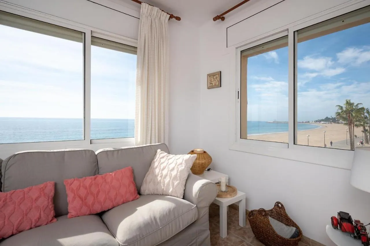 Apartment At101 Primera Linea, Vista Playa, Airco Torredembarra